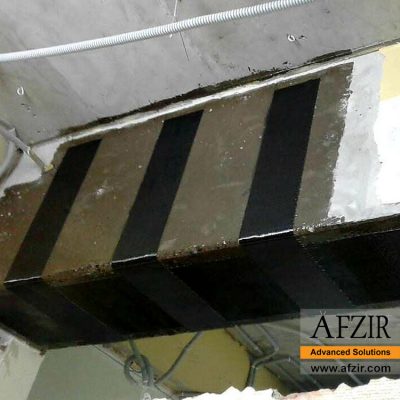 frp epoxy primer application on beam- Afzir Retrofitting Co.